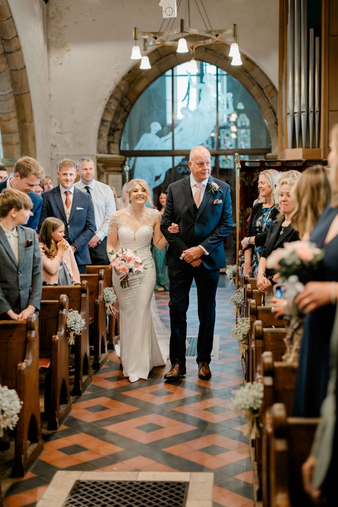 gote-barn-wedding
